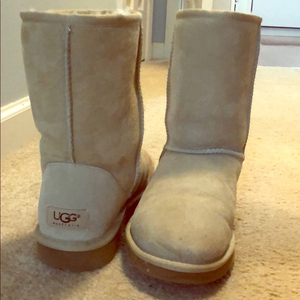 Women’s Ugg Boots (Tan)